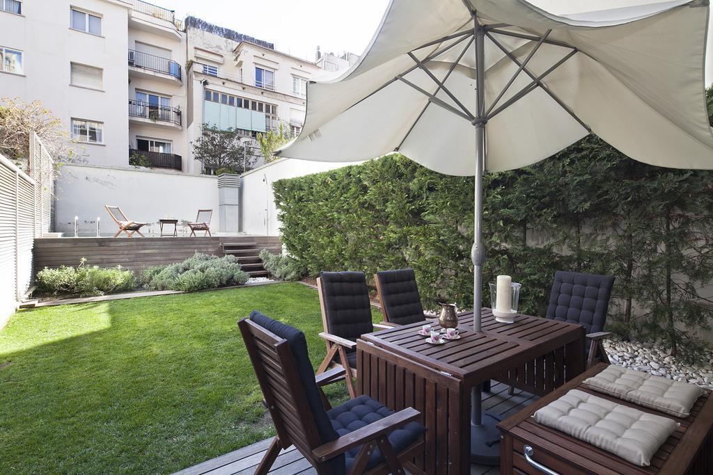 Apartment Barcelona Rentals - Private Pool And Garden Center Ngoại thất bức ảnh