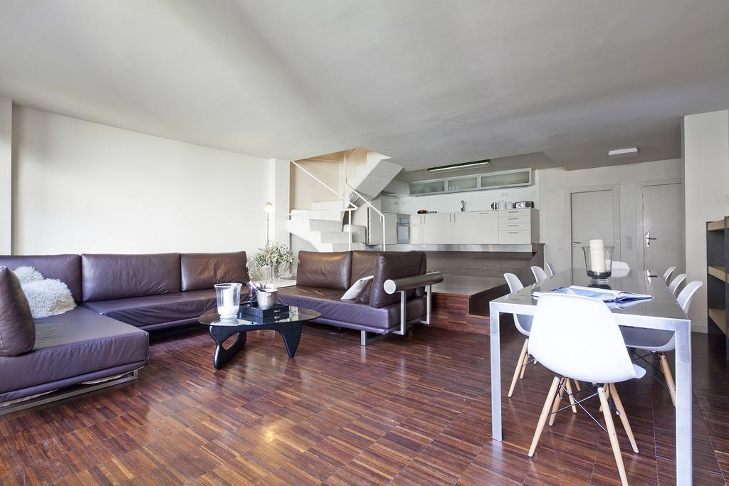 Apartment Barcelona Rentals - Private Pool And Garden Center Ngoại thất bức ảnh