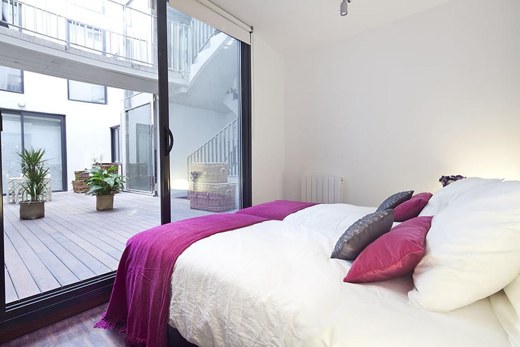 Apartment Barcelona Rentals - Private Pool And Garden Center Ngoại thất bức ảnh